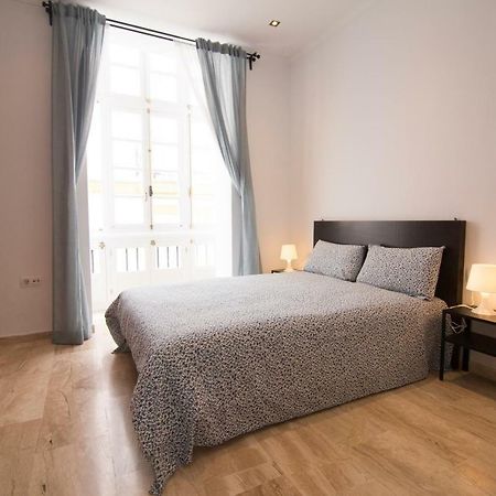 Extraordinario Piso Junto Playa Y En Pleno Centro Apartment Cadiz Luaran gambar