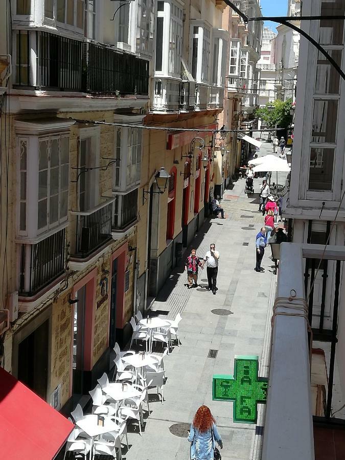 Extraordinario Piso Junto Playa Y En Pleno Centro Apartment Cadiz Luaran gambar