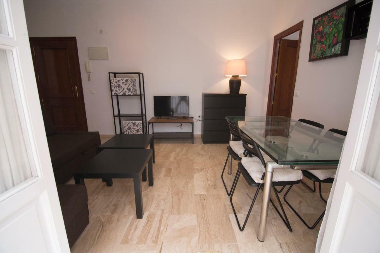 Extraordinario Piso Junto Playa Y En Pleno Centro Apartment Cadiz Luaran gambar